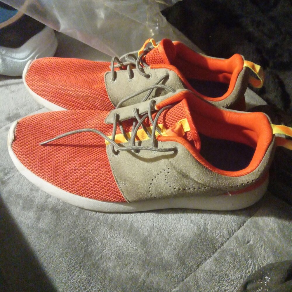 Men's shoes